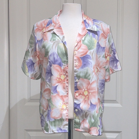 Alia Vintage Resort Shirt - Picture 7 of 9